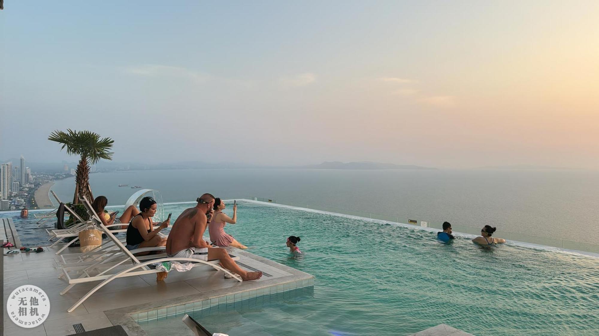 Copacabana Beach Jomtien 科帕卡巴纳海乔木提安海滩毗邻乔木提安夜市 Εξωτερικό φωτογραφία